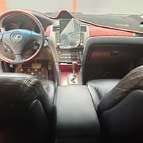 A picture of Very clean in and out Lexus ES 330