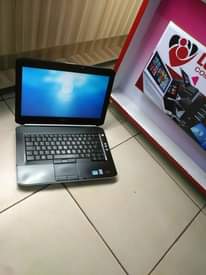 A picture of DELL LATITUDE