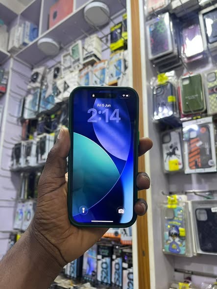A picture of iPhone 15 128gb 1 9M Supper clean 0701707265