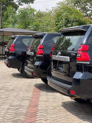 A picture of 6 units brand New 2023 prado V4 with Zero miles