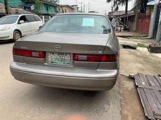 A picture of Toyota Camry 1997 tiny light