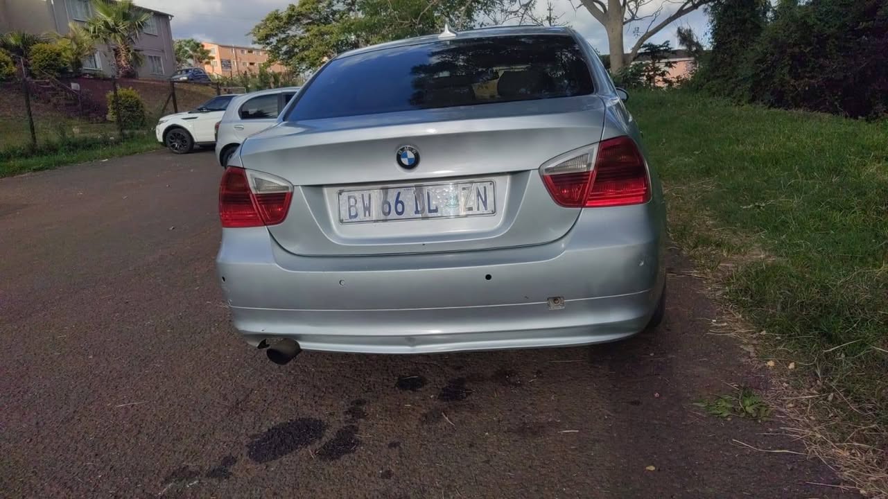 bmw 320i