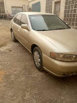 A picture of 1999 Nissan Altima