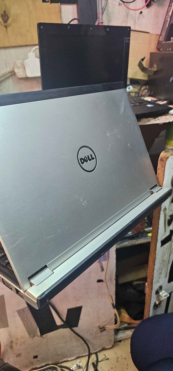 A picture of Used dell laptop
