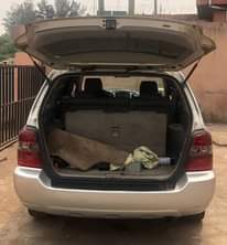A picture of Nigeria used 05 Toyota Highlander