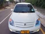 A picture of TOYOTA IST DVQ