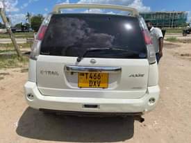 A picture of 2012 Nisani Xtrail