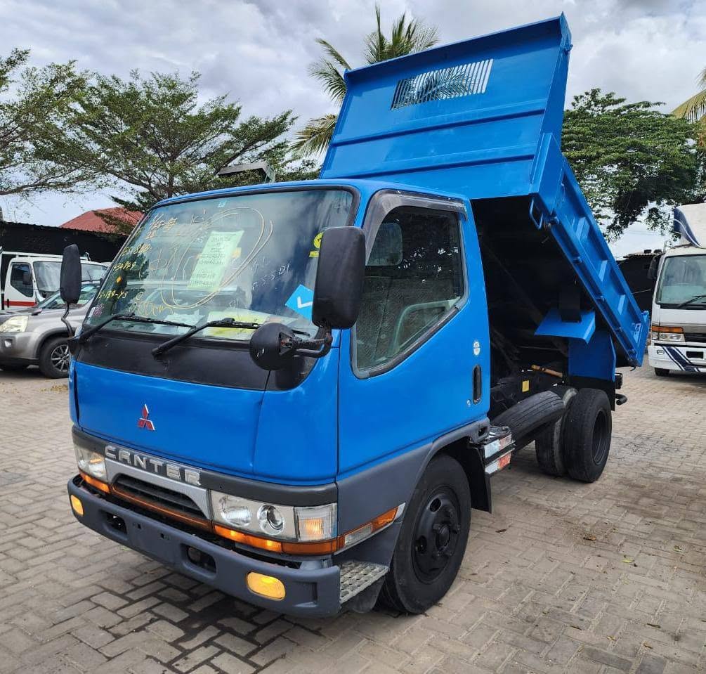 A picture of MITSUBISHI CANTER DUMP TRUCK