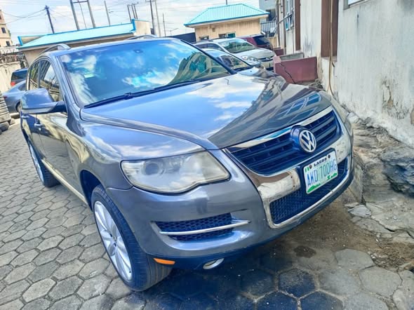 A picture of Registered Volkswagen Touareg 2007 model