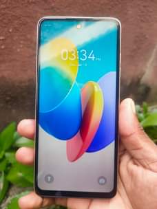 A picture of Tecno spark GO 2024 64gb ram 3 3gb nipo dar