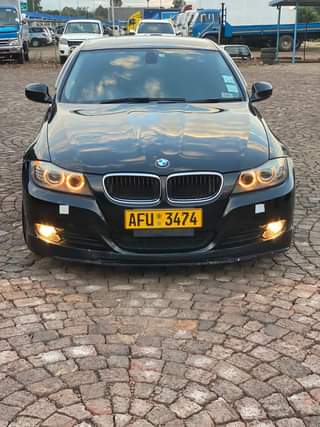 bmw 320i