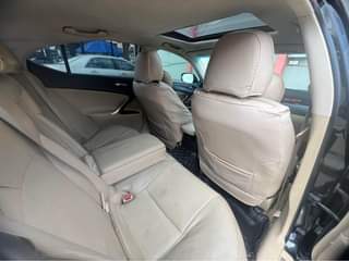 A picture of Is250