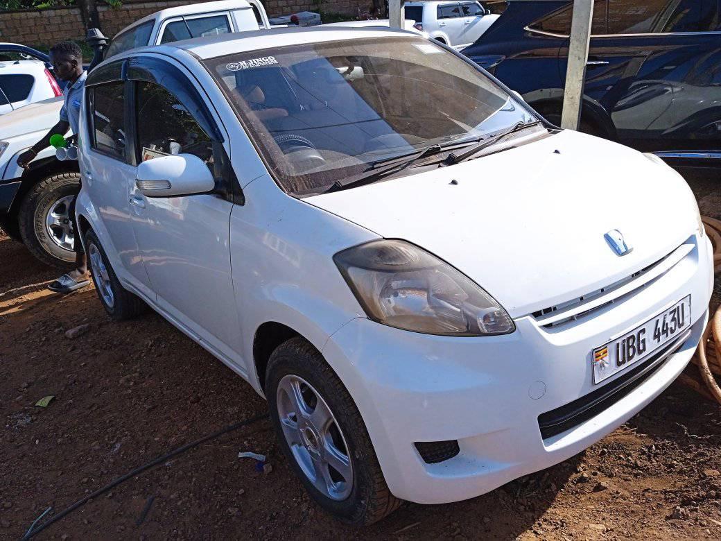 A picture of Toyota passo on quick sale.. 0700327795 