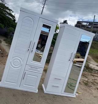 A picture of Nauza makabati mapya ya nguo milango miwili bei 260 free