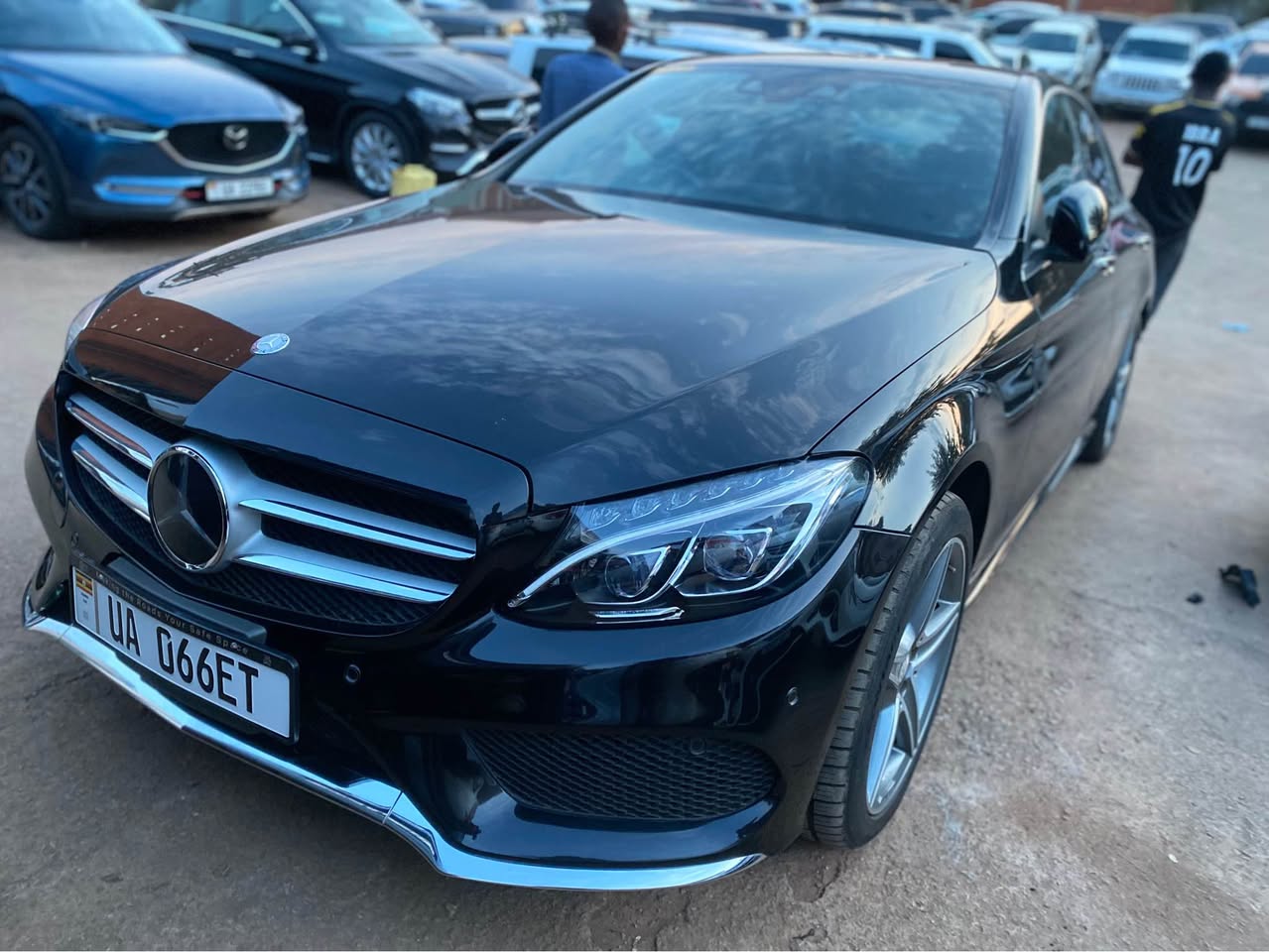 A picture of Mercedes Benz C200