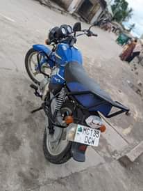 A picture of TVS STAR CC 125