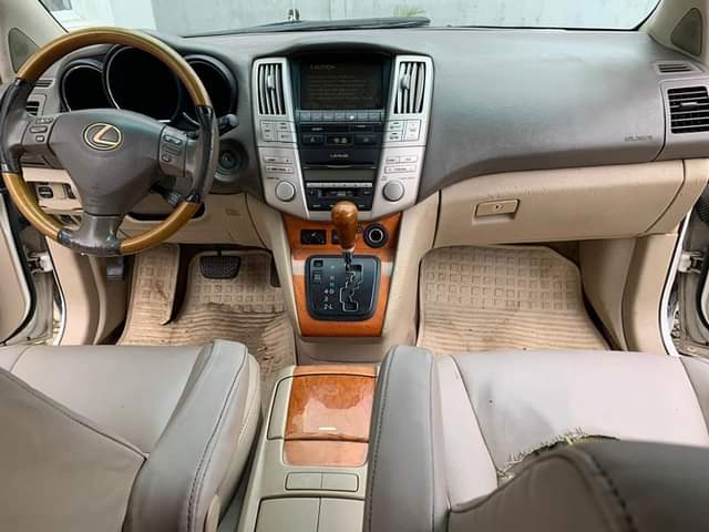 A picture of Neatly used Rx350 2008 partly first body Tokunbo standard full