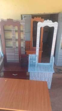 A picture of Dressing mirrors already available at Kasekka furniture