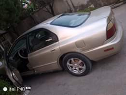 A picture of Honda bulldog 1998 model painted on first body Engine and