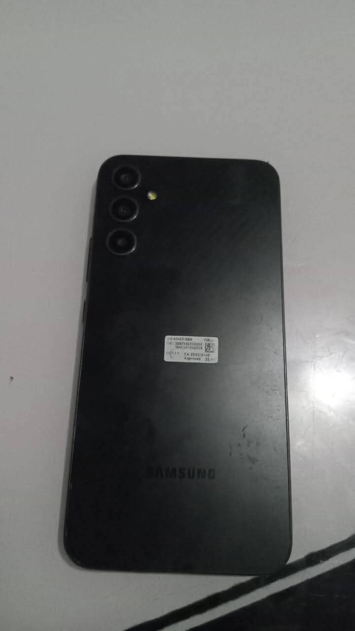 A picture of SAMSUNG A34