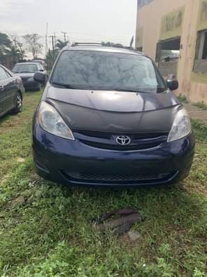 A picture of 2007 TOYOTA SIENNA TOKS ACCIDENT FREE Price 7M LOCATION IKOTUN