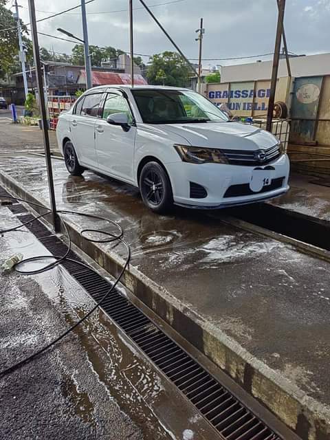 used toyota axio