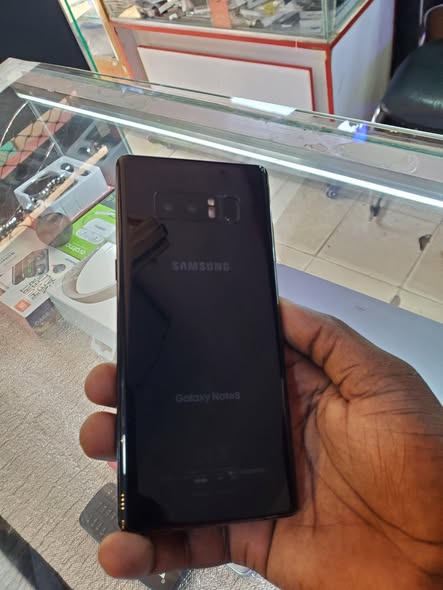 A picture of Note 8
