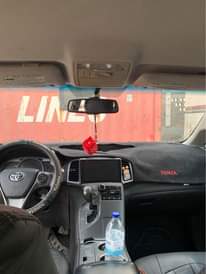 A picture of 2013 Toyota Venza Direct Owner
