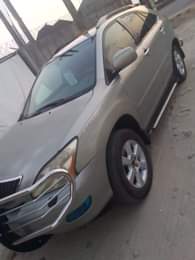 A picture of NEATLY USED LEXUS RX330 BELGIUM STANDARD Absolutely nothing to fix