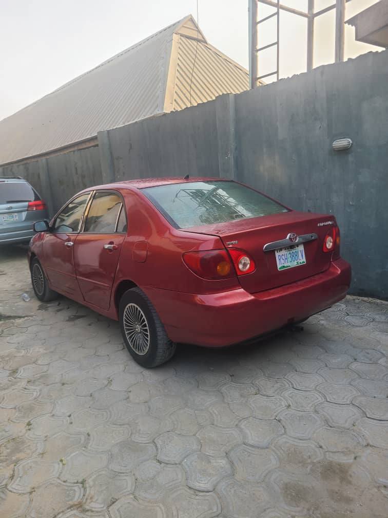 A picture of Toyota Corolla 2004 model