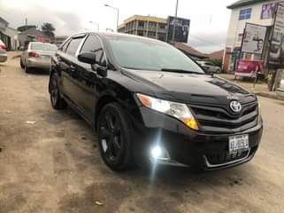 A picture of Toyota venza 20011 Tolkks standard Buy and drive Complete uniform