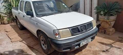 used nissan hardbody