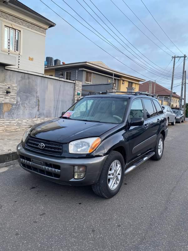 A picture of Neatly used and well maintained 2004 Toyota RAV4 . Perfect