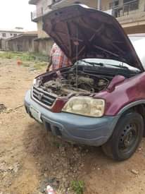 A picture of 1999 Honda CRV Lx