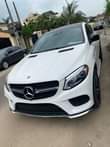 A picture of Mercedes Benz GLE
