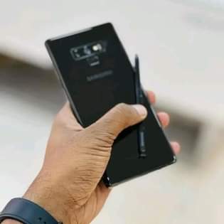 A picture of SAMSUNG NOTE 9