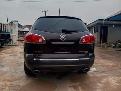 A picture of GM Auick enclave machine 2009
