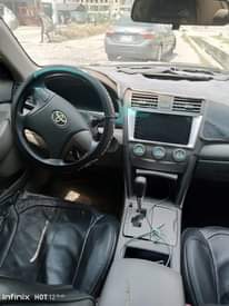 A picture of Camry 2008 engine ac gear has been converted and also