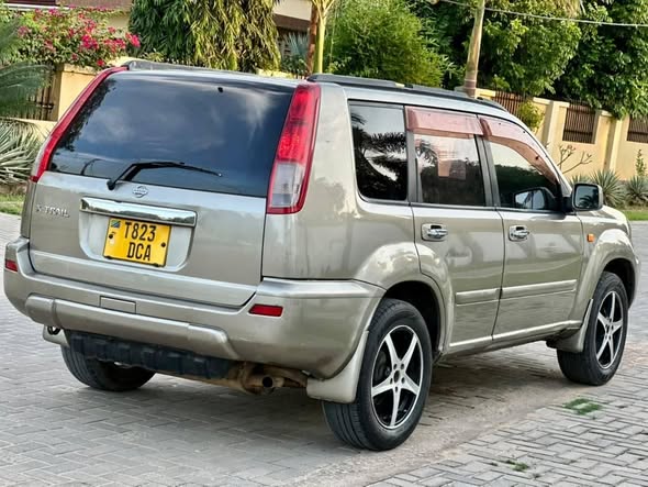 A picture of NISSAN EXTRAIL