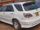 A picture of 2004 Toyota Harrier 2 2cc