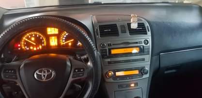 A picture of Toyota Avensis 2012