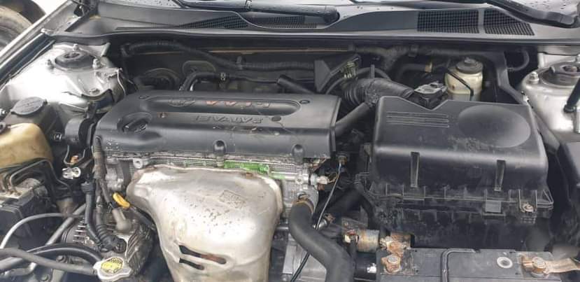 A picture of 2005 Toyota Camry Ex