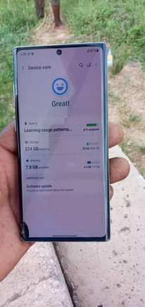 A picture of samsung not10
