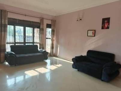 A picture of MUKONO TOWN. 95m TITLED offer 3bedroom self contained 13 decimals