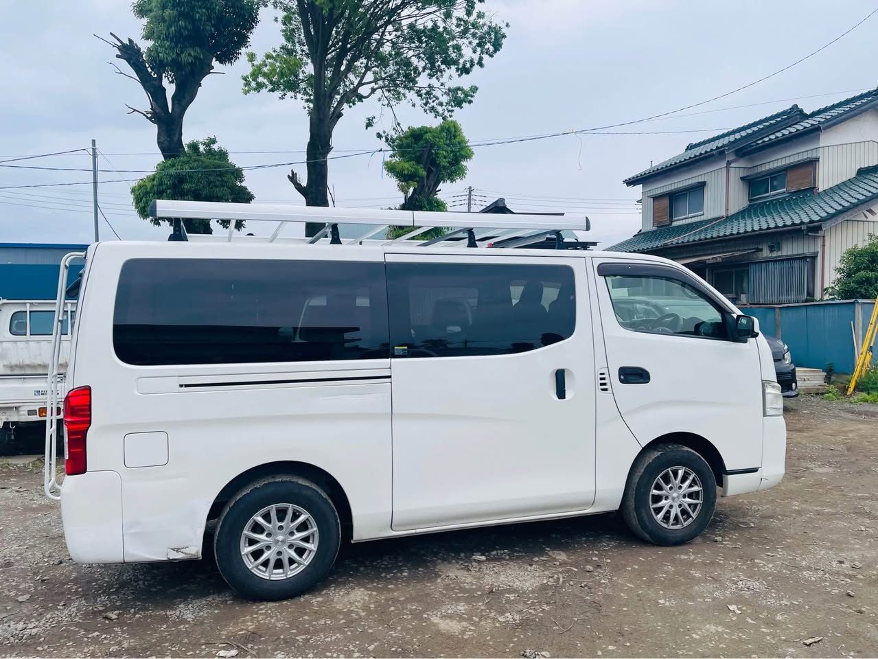 A picture of NISSAN CARVAN NV350 LONG Chassis DIESEL