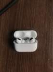 A picture of Airpods Pro Original