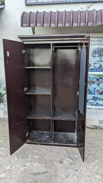 A picture of MAKABATI USED