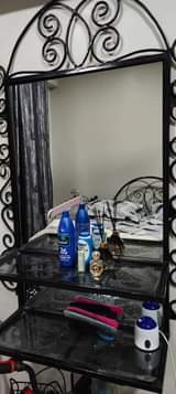 A picture of 2