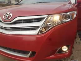 A picture of Toyota Venza 09061358848 Fresh toks Thumb start Every thing fresh