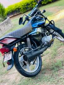 A picture of Tvc cc 125 bei 850 000 Pikipik bado mbichi washa